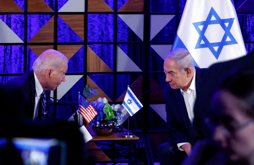  Biden asiste a una reunión con el primer ministro israelí, Benjamin Netanyahu, durante su visita a Israel en medio del actual conflicto entre Israel y Hamás, en Tel Aviv, Israel, 18 de octubre de 2023. (credit: REUTERS/Evelyn Hockstein/File Photo)