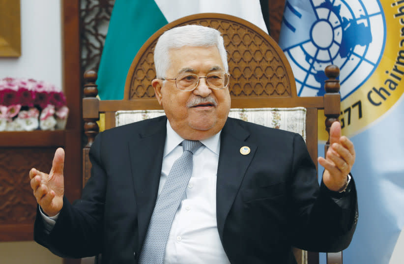  PRESIDENTE DE LA AP Mahmoud Abbas - ''Hace amenazas y utiliza una retórica encendida como parte de una estrategia para apaciguar a la opinión pública palestina''. (credit: REUTERS/MOHAMAD TOROKMAN)