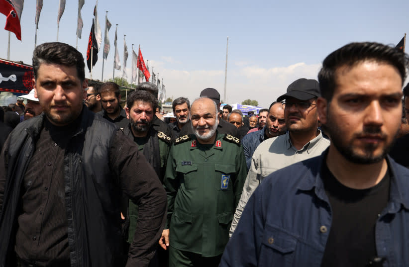  El comandante en jefe del Cuerpo de Guardianes de la Revolución Islámica (CGRI), el general de división Hossein Salami, participa en una conmemoración del Arbaeen en Teherán, Irán, el 6 de septiembre de 2023. (credit: MAJID ASGARIPOUR/WANA (WEST ASIA NEWS AGENCY) VIA REUTERS)