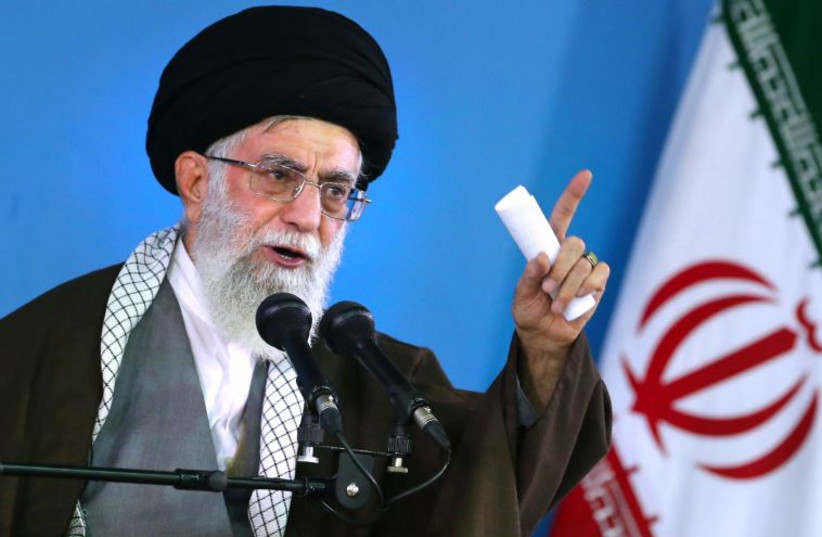  El líder supremo de Irán, el ayatolá Ali Jamenei (credit: AFP PHOTO)