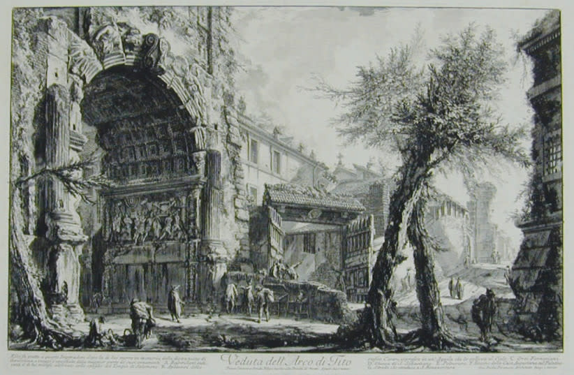  Giovanni Battista Piranesi 'Las vistas' Arco de Tito. (credit: Haifa Museums)