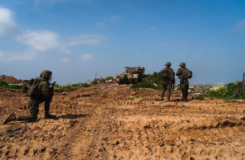 Soldados de las FDI operan en la Franja de Gaza, 9 de marzo de 2024