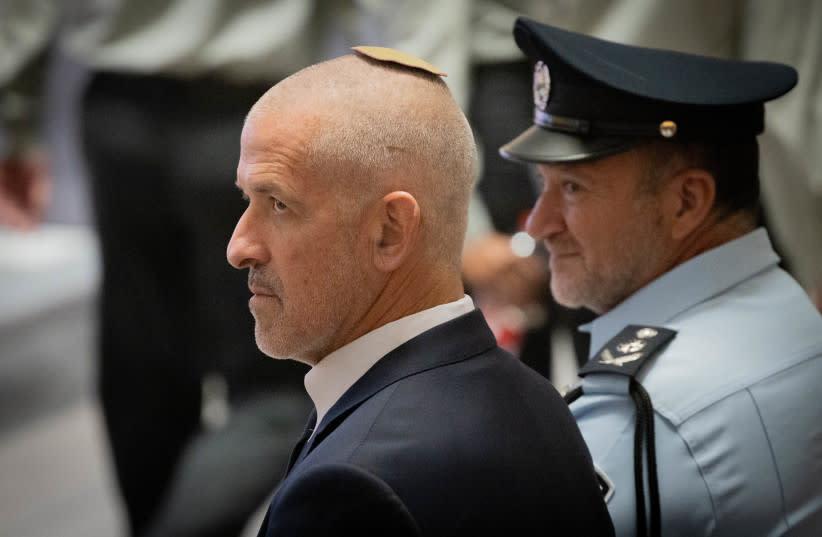  El director de Shin Bet, Ronen Bar, asiste a la ceremonia de Estado que conmemora los 50 años de la Guerra de Yom Kippur, celebrada en el cementerio militar del Monte Herzl de Jerusalén, el 26 de septiembre de 2023. (credit: Chaim Goldberg/Flash90)