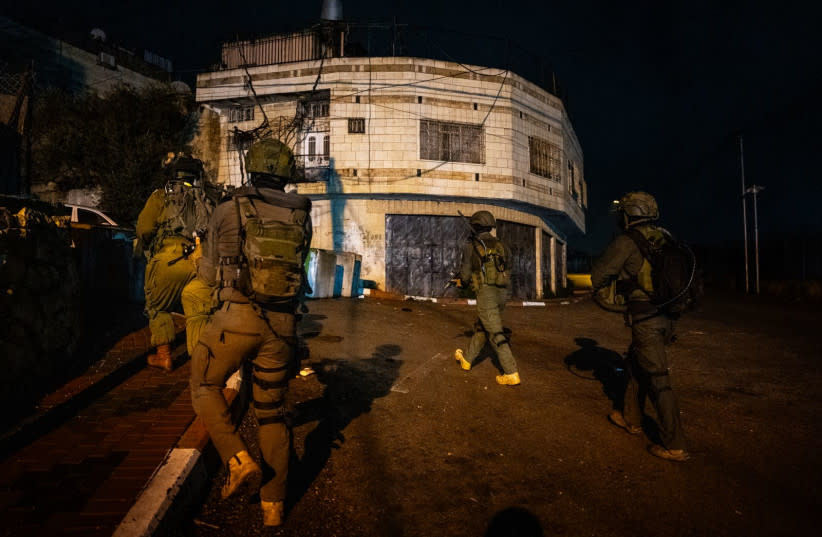  Fuerzas de seguridad israelíes operan en Cisjordania. 5 de marzo de 2024 (credit: IDF SPOKESMAN’S UNIT)