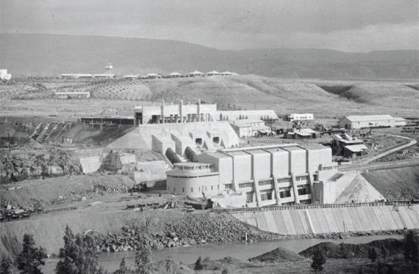  PINCHAS RUTENBERG’S POWER station, known as the ‘First Jordan Power House,’ 1930.  (credit: Wikimedia Commons)