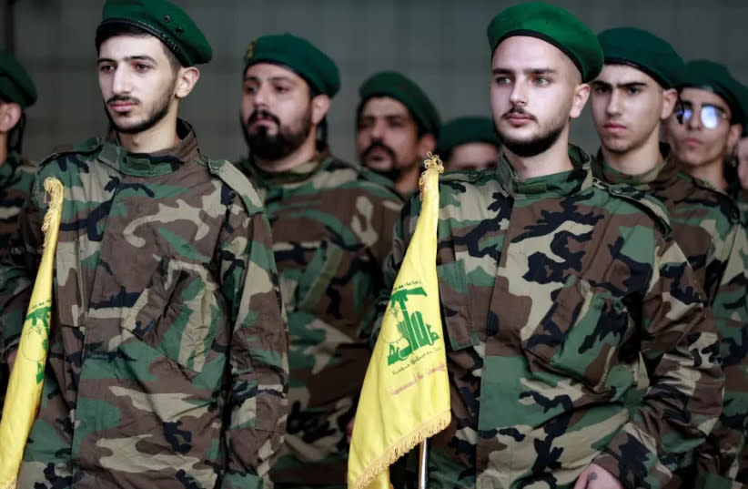  Activistas de la organización terrorista Hezbolá (credit: AFP VIA GETTY IMAGES)