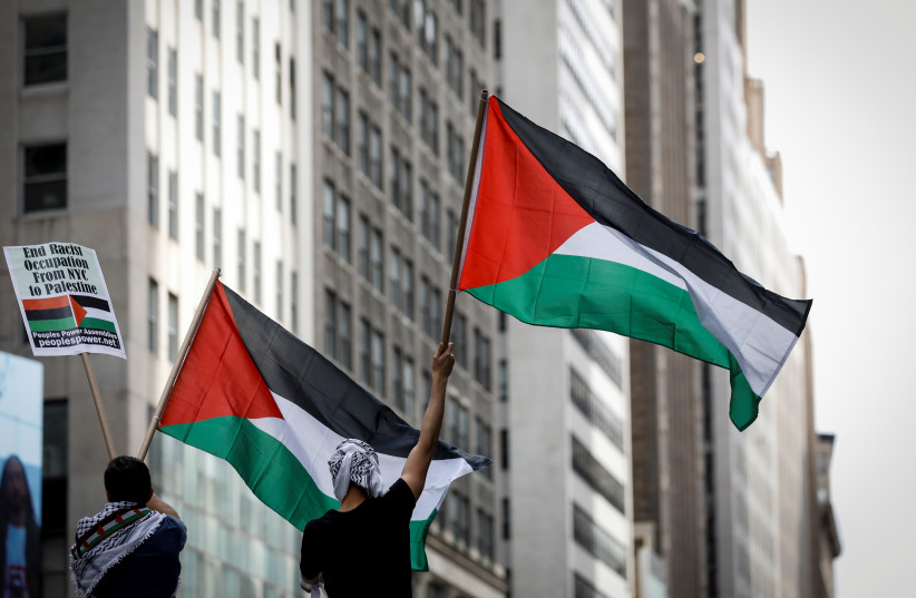  Demonstrators take part in a pro-Palestine rally in New York City, US, May 18, 2018.  (credit: REUTERS/BRENDAN MCDERMID)