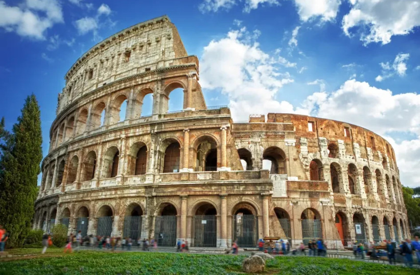  The Colosseum, Rome  (credit: INGIMAGE)