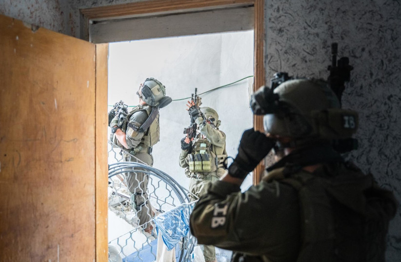   IDF soldiers in the Gaza Strip on April 4, 2024 (credit: IDF SPOKESMAN’S UNIT)