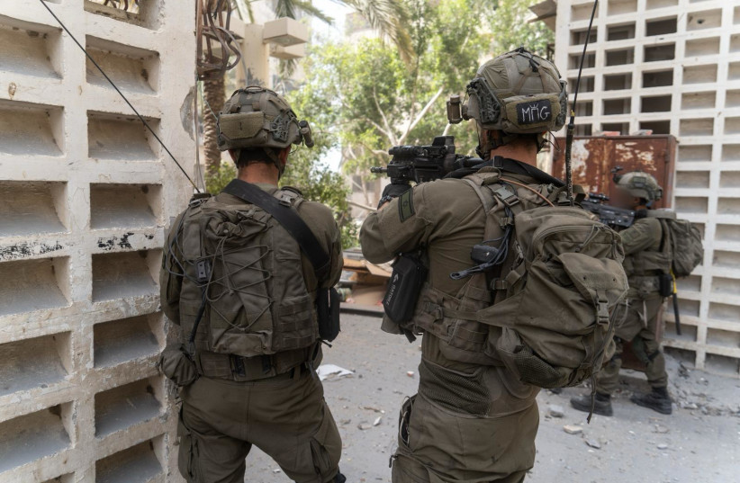  IDF soldiers from the Givati Brigade operate in the Al-Amal area of Khan Yunis, April 6, 2024. (credit: IDF SPOKESPERSON'S UNIT)