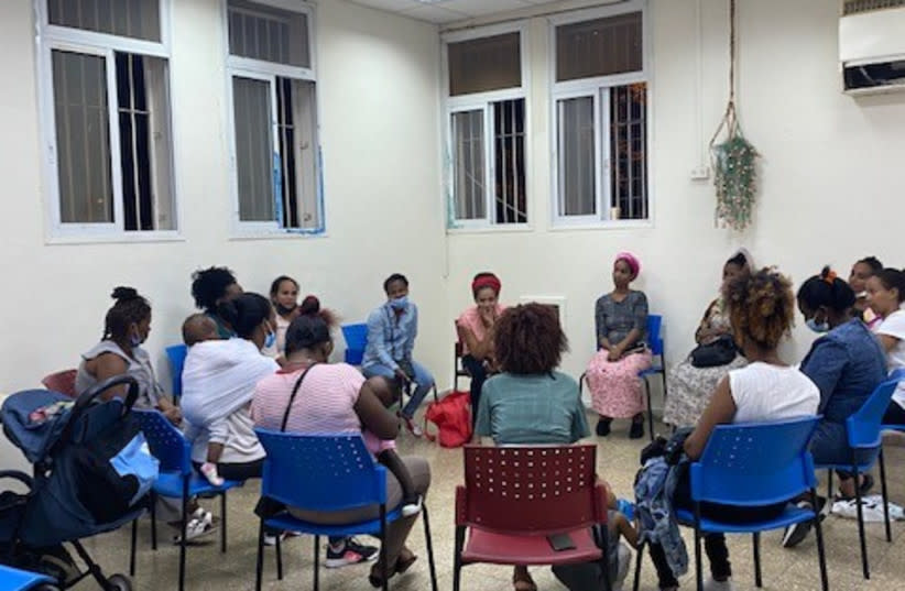  Un grupo de capacitación de mujeres eritreas. (credit: ALEF)