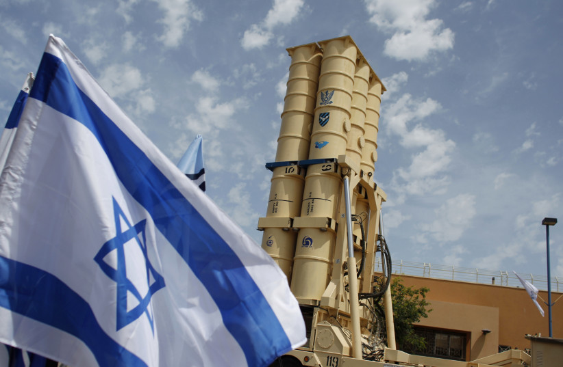  An Arrow II missile interceptor is displayed in front of journalists at an Israeli air defence command in the Palmahim military base south of Tel Aviv May 12, 2011. (credit: VIA REUTERS)
