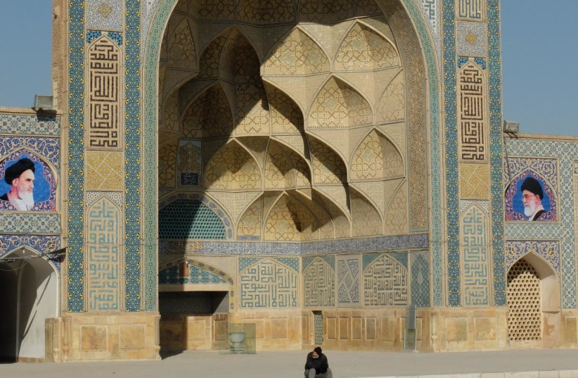 Currently, some 15,000 Jews live in Isfahan.  (credit: Franco Pecchio/ Wikimedia commons)