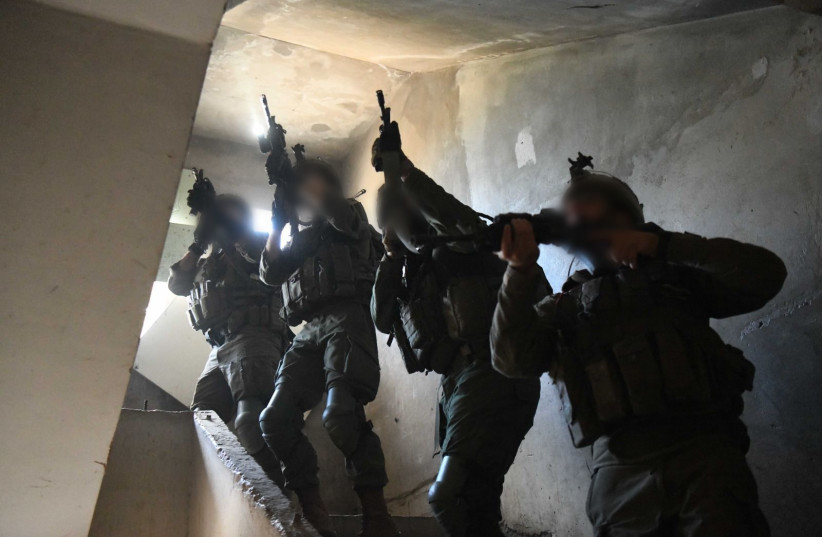  Tropas de las FDI operando en Rafah, 18 de mayo de 2024. (crédito: IDF SPOKESPERSON'S UNIT)