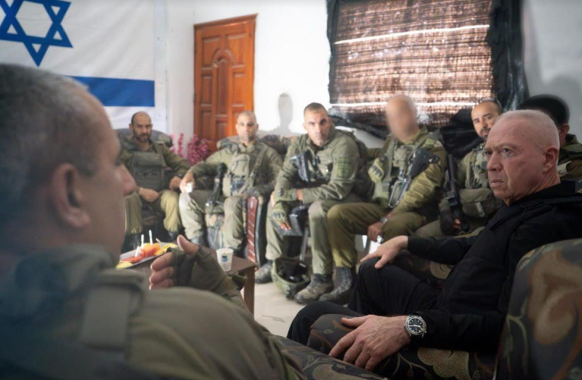  Defense Minister Yoav Gallant visits IDF soldiers operating in Gaza's Rafah, May 26, 2024. (credit: ARIEL HERMONY/DEFENSE MINISTRY)
