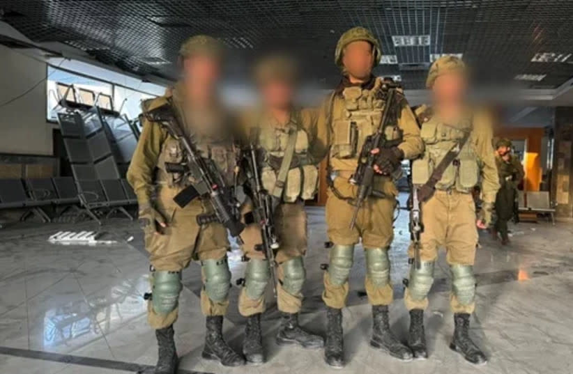 Soldados de las FDI de la unidad ''Spectrum Warfare''.