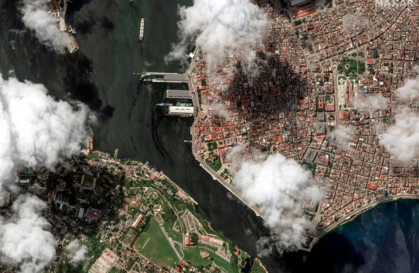 Una imagen de satélite muestra buques rusos en el puerto de La Habana, Cuba, el 13 de junio de 2024.