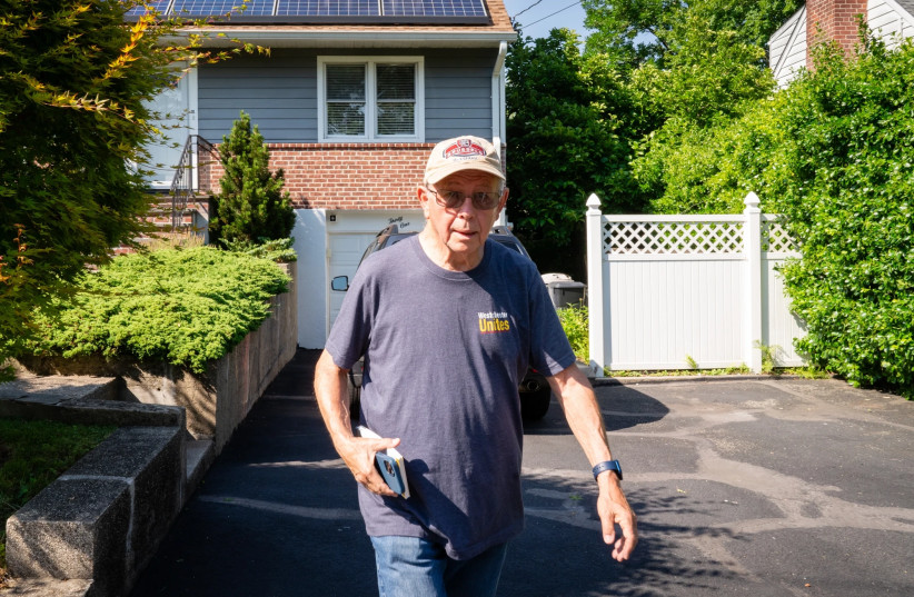  Steven Epstein canvasses houses in Eastchester, New York, June 19, 2024. (credit: LUKE TRESS)