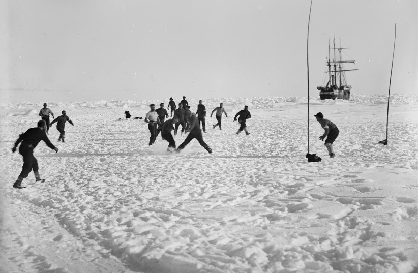  Images from Ernest Shackleton’s Antarctic 'Endurance' expedition exhibited at Central Library (credit: FLICKR)