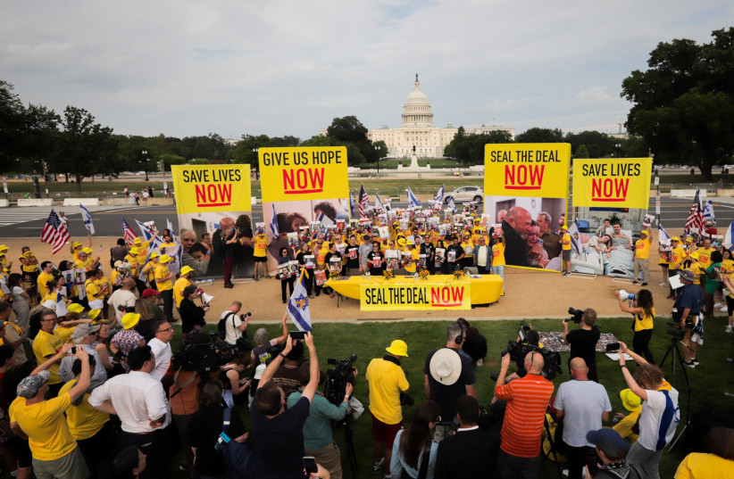 Hostage and Missing Families Forum sets up massive display in front of Capitol Hill demanding Netanyahu to sign deal