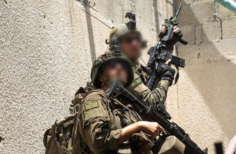 IDF soldiers operate in the Gaza Strip, August 9, 2024.