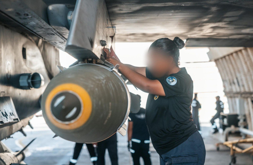 IAF pilots and crew prepare fighter jets for strikes on Houthi targets in Yemen, August 24, 2025