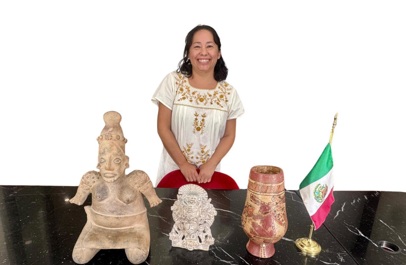 Portugal returns three stolen artifacts to Mexico in handover ceremony at the Mexican Embassy in Lisbon, February 17, 2026.