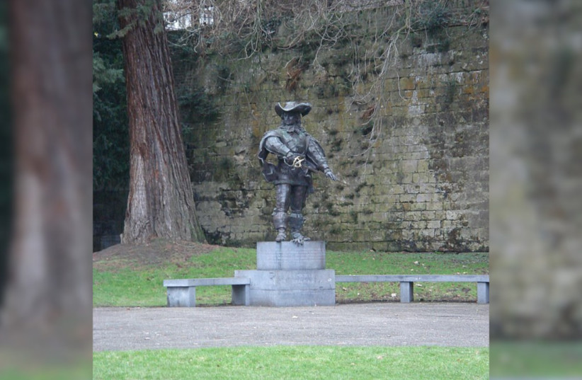 A statue of D'Artagnan in Maastricht, March 25, 2026.