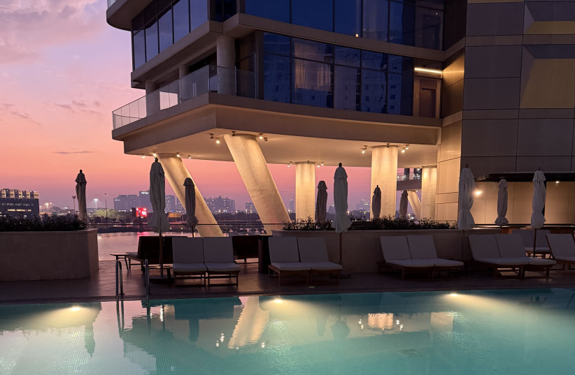 A sunset in Dubai