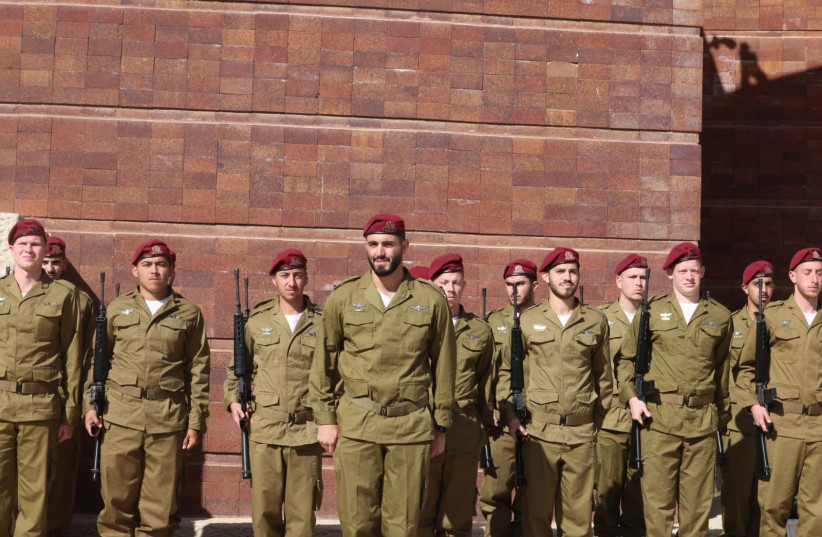 IDF soldiers are seen at Yad Vashem during the Holocaust Remembrance Day ceremony on April 14, 2026.