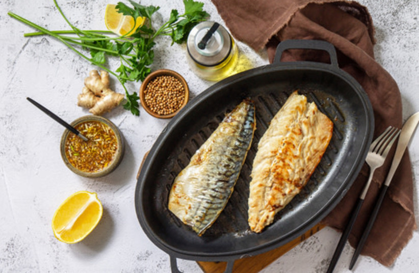 The central principle is relatively simple. What needs to be eaten: One increases the amount of protein in the menu, and simultaneously reduces carbohydrates significantly