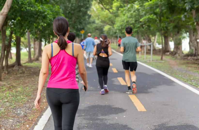 It was found that maintaining moderate to vigorous physical activity over time significantly reduces the risk of contracting chronic diseases