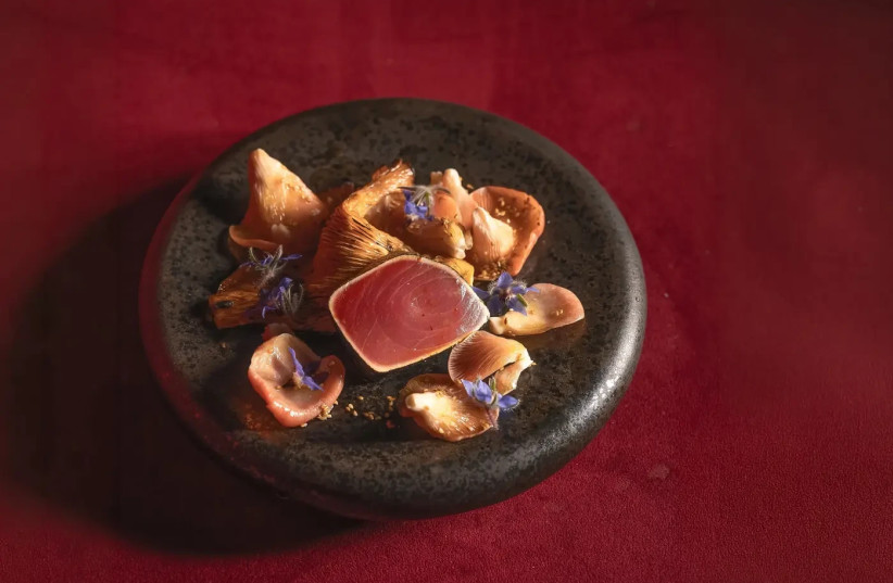 Tuna and mushrooms at ZO