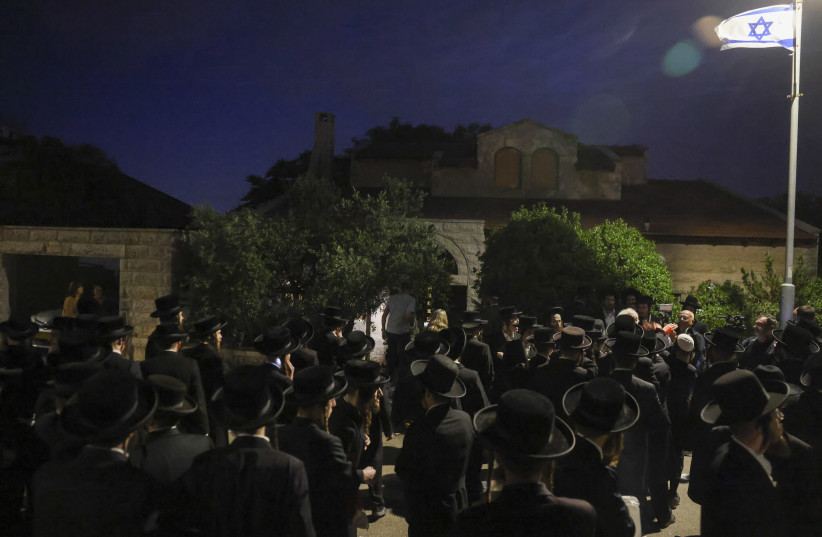 Ultra orthodox jewish men protest against the jailing of yeshiva students who failed to comply with an army recruitment order, at the home of Supreme Court Deputy President Noam Sohlberg in Alon Shvut, June 3, 2026.
