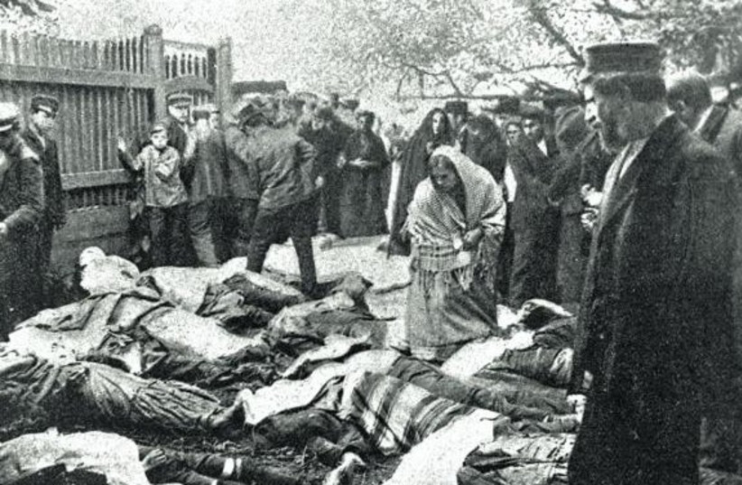 Victims of the Bialystock pogrom, 1906.