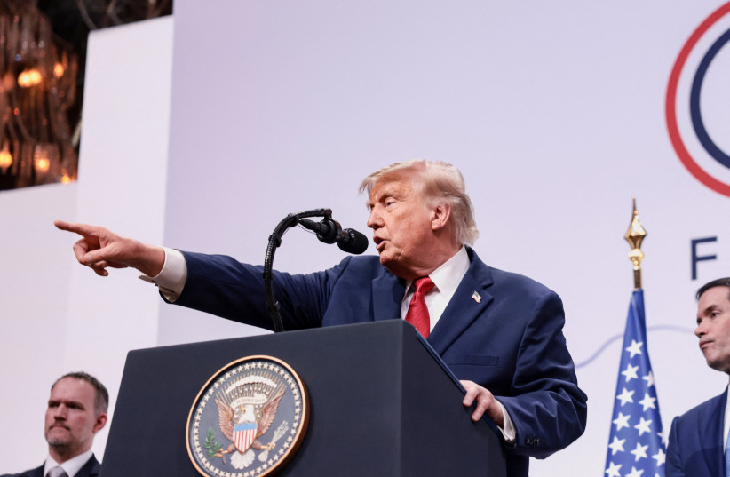 U.S. President Donald Trump, with Commerce Secretary Howard Lutnick and Secretary of State Marco Rubio, holds a press conference during the G7 Summit in Evian-les-Bains, France, June 17, 2026.