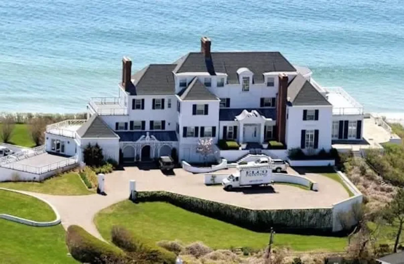 Taylor Swift's house in Rhode Island