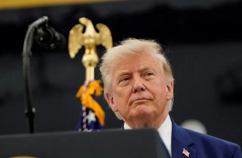 El presidente de EE. UU., Donald Trump, fotografiado en la Base Conjunta Andrews, en Maryland, el 19 de junio de 2026; imagen ilustrativa.  (credit: REUTERS/ELIZABETH FRANTZ)