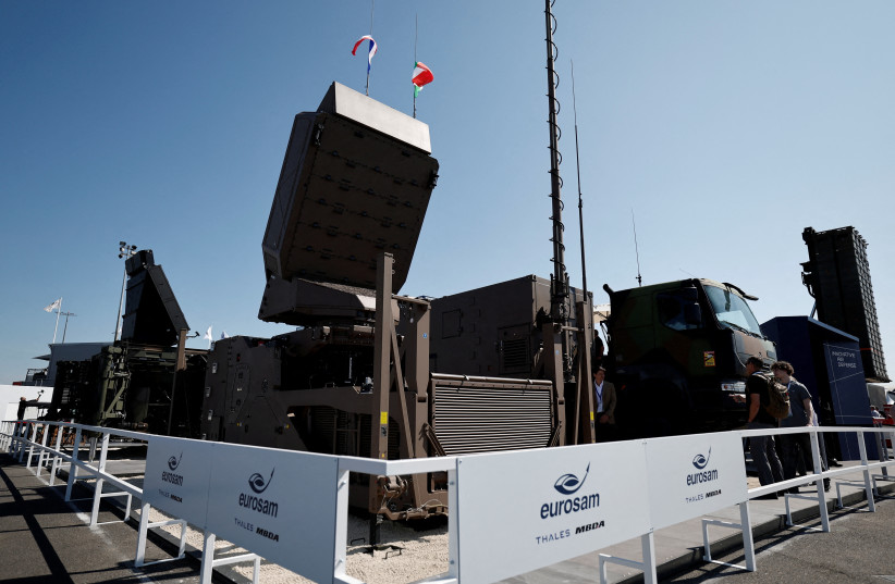 FILE PHOTO: A Eurosam Samp/T NG radar and Ground Fire 300 system is displayed at the 55th International Paris Airshow at Le Bourget Airport near Paris, France, June 18, 2025.