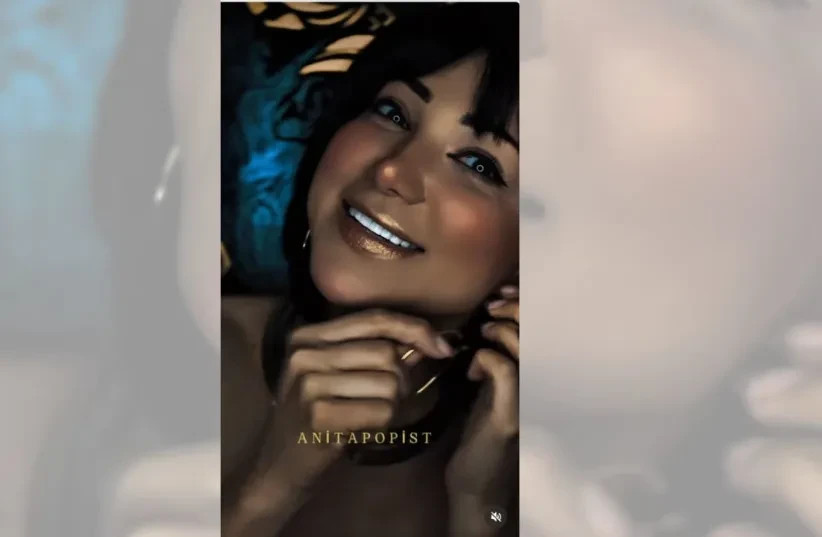 Anita Papist, en un vídeo publicado en las redes sociales en julio de 2026.  (credit: Instagram/27A Copyright Act)