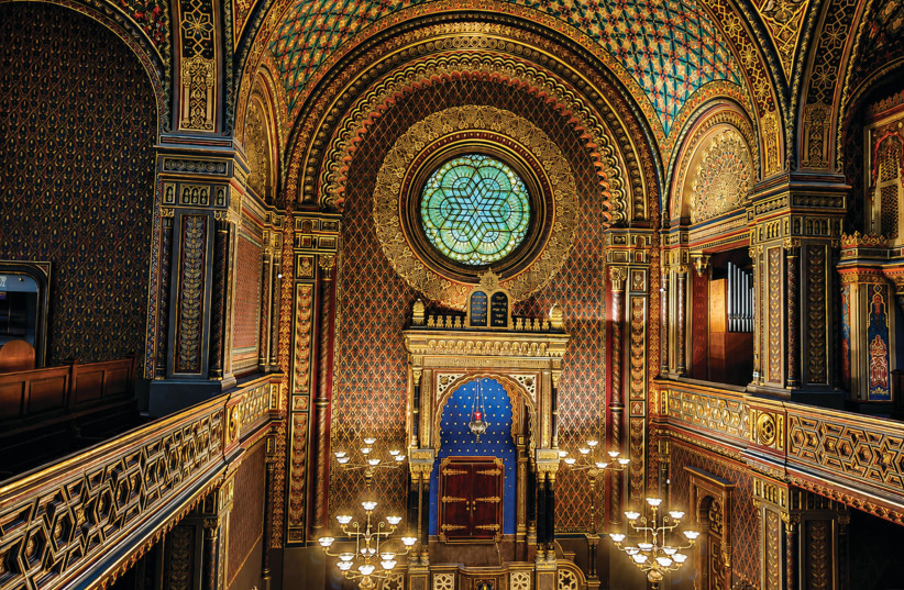 THE SPANISH SYNAGOGUE, decorated in the Alhambra style that gave it its name.