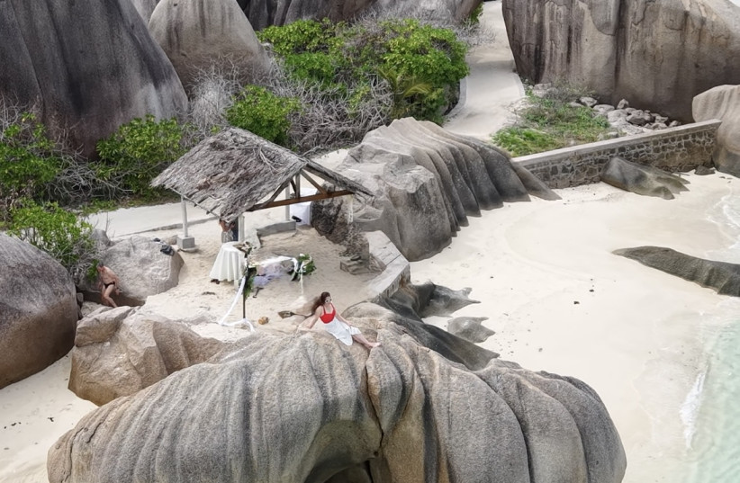 ANSE SOURCE D’ARGENT