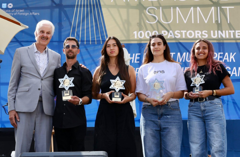 The “Here Am I” Award presentation during the Friends of Zion Ambassador Summit.