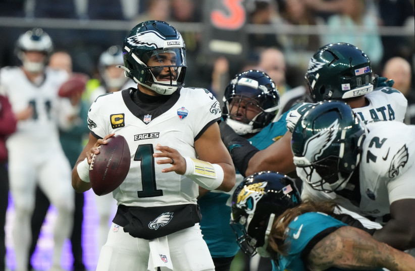 Oct 11, 2026; Tottenham, ENG; Philadelphia Eagles quarterback Jalen Hurts (1) looks to pass during the second half against the Jacksonville Jaguars at Tottenham Hotspur Stadium