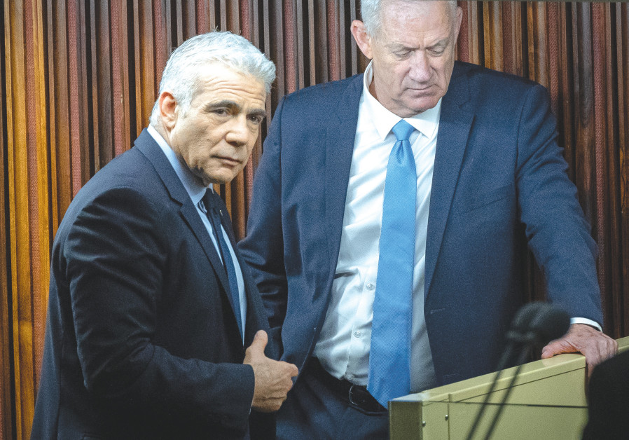 Lapid and Gantz go from united duo to trouble in paradise