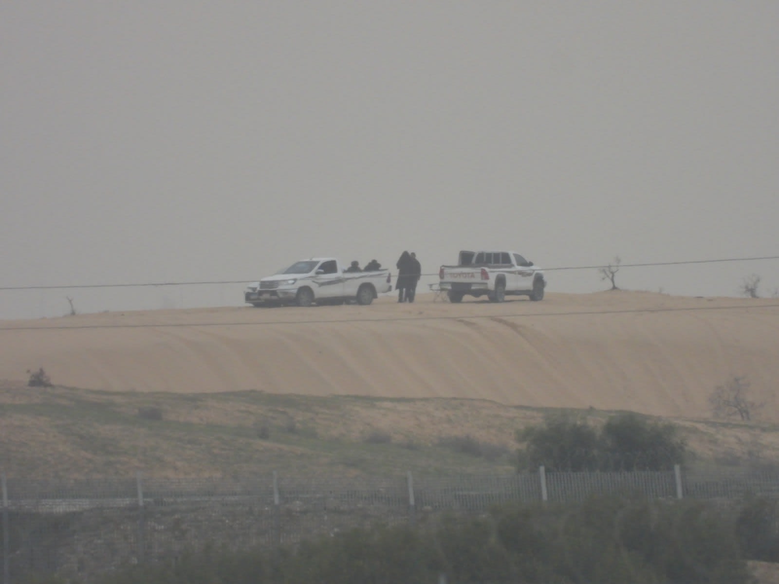 White pickup trucks spotted on the Egyptian side of the Israel-Egypt border, February 11, 2026. (photo credit: SCREENSHOT/X)