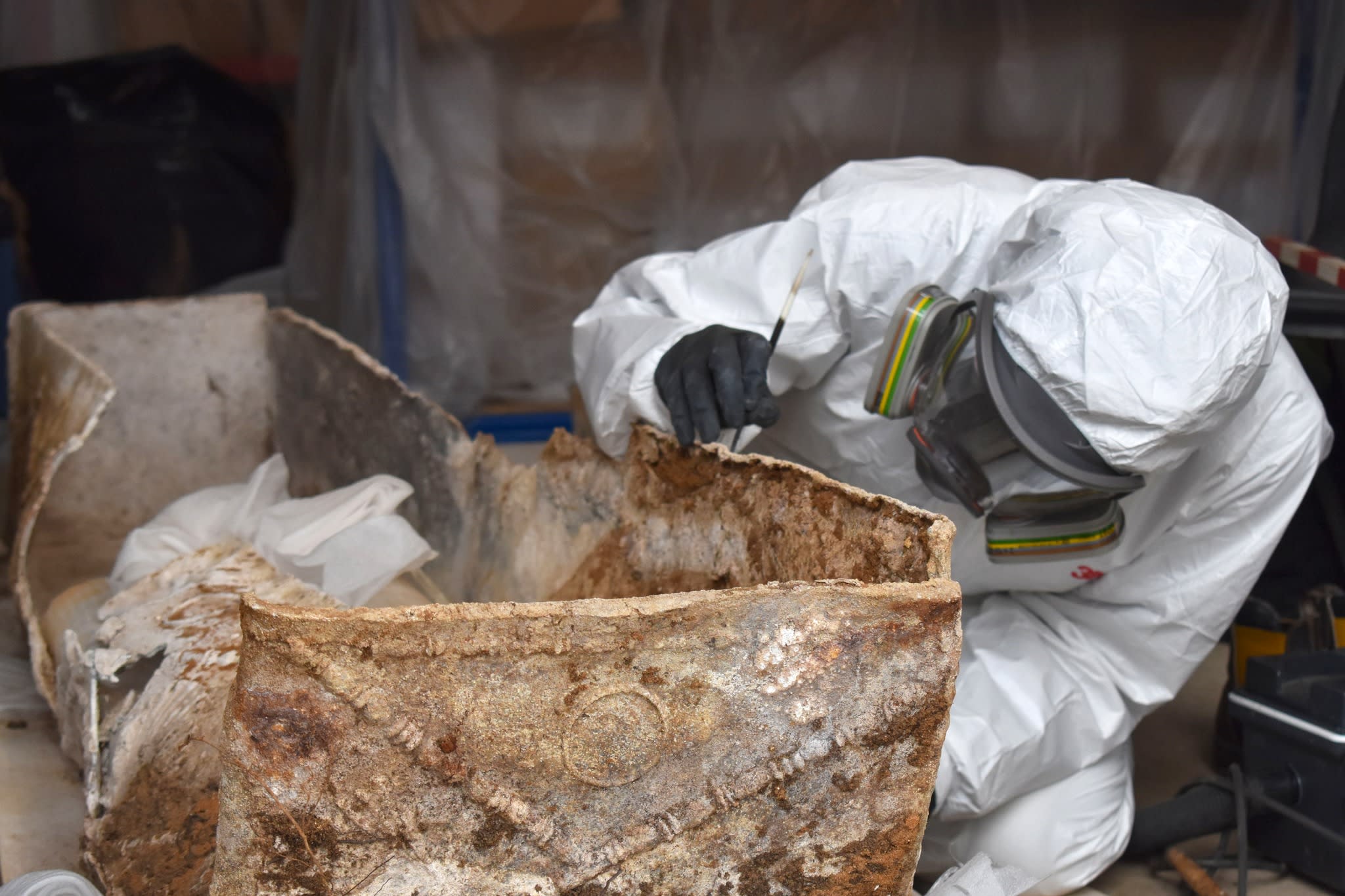 Lead coffin discovered by Colchester Archaeological Trust in 2023. (photo credit: Screenshot/Facebook/Colchester Archaeological Trust)