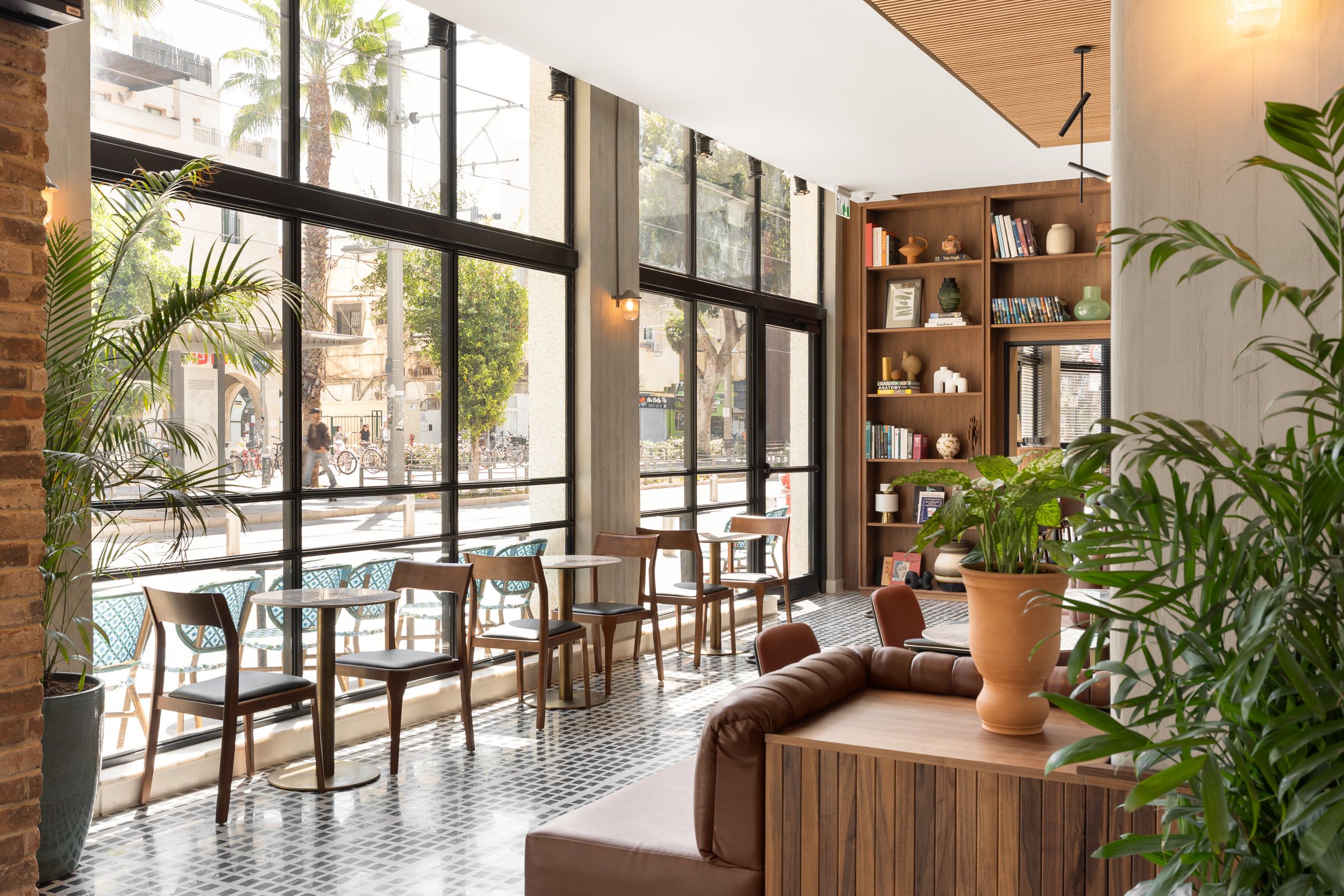 Although it seems cozy and homey, the Bazaar boasts 104 rooms and suites , along with an inviting lobby area and coffee and snack corner open 24 hours a day. (photo credit: Maya Ivger)