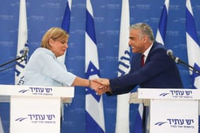 Yair Lapid announces that Maj.-Gen. (res.) Orna Barbivai will join Yesh Atid on January 1, 2019