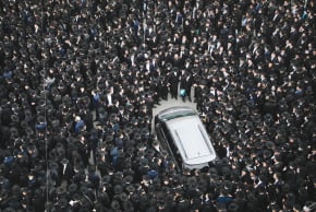 A sea of haredim attend the funeral of Brisk yeshiva head Rabbi Meshulam Dovid Soloveitchik, on January 31 in Jerusalem.